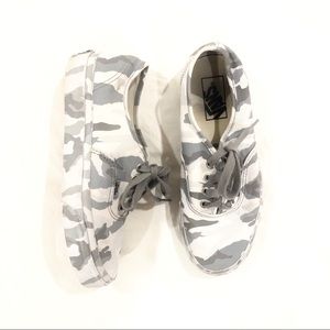 Vans Authentic Style in Snow Camo